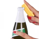 Accendino apribottiglia