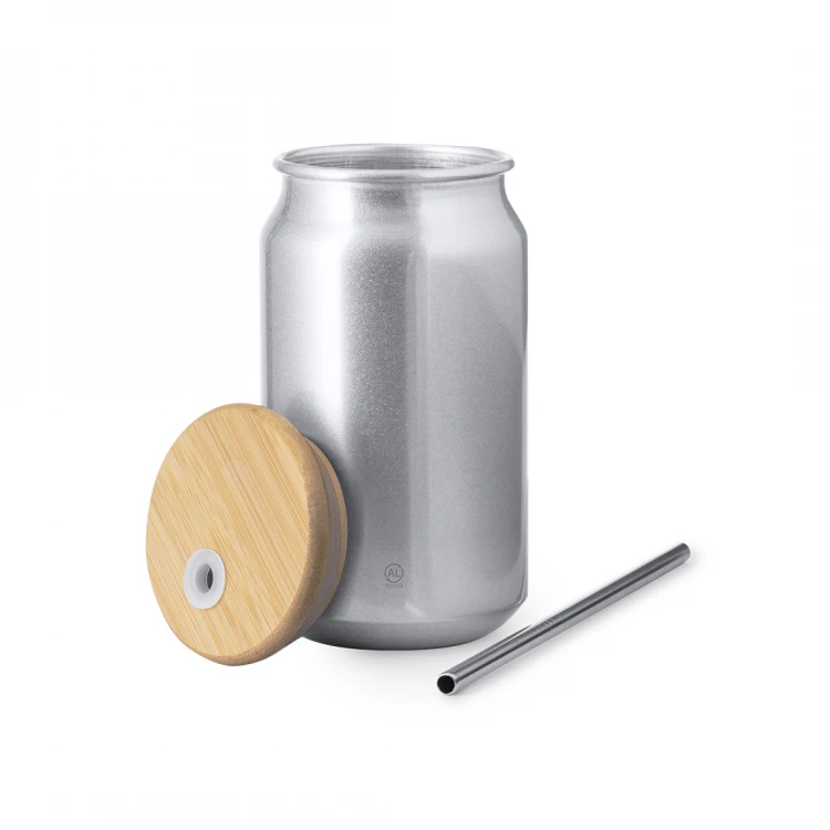 Bicchiere con cannuccia