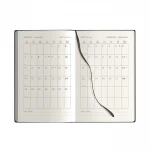Agenda settimanale Calamus Black chiusa, formato tascabile 9x14 cm in carta avorio, con copertina personalizzabile