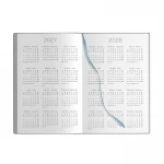 Agenda giornaliera Flex Daily chiusa con elastico, formato 9x14 cm, in poliuretano termovirante da personalizzare con logo