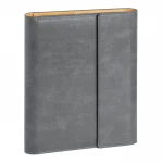 Agenda portafoglio con interno giornaliero intercambiabile da personalizzare con logo, chiusura a magnete e tasche interne