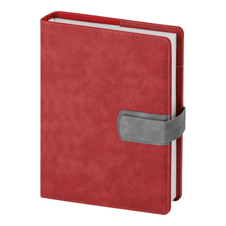 Agenda giornaliera modello portafoglio in ecopelle con chiusura magnetica, interno 15x21 cm