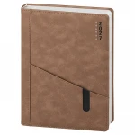 Agenda giornaliera chiusa 15x21 cm in carta bianca con quadranti imbottiti e tasche anteriori