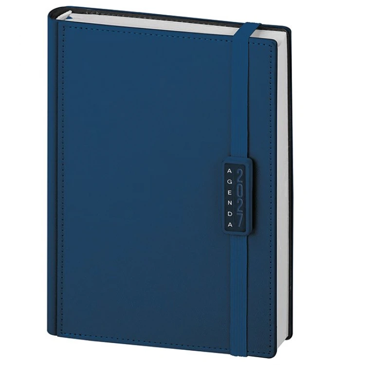 Agenda giornaliera chiusa con elastico e astuccio coordinato, disponibile da personalizzare con logo
