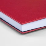 Agenda giornaliera chiusa con elastico e astuccio coordinato, disponibile da personalizzare con logo