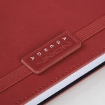 Agenda giornaliera chiusa con elastico e astuccio coordinato, disponibile da personalizzare con logo