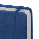 Agenda giornaliera in poliuretano con interni giornalieri e elastico in tinta da personalizzare con logo