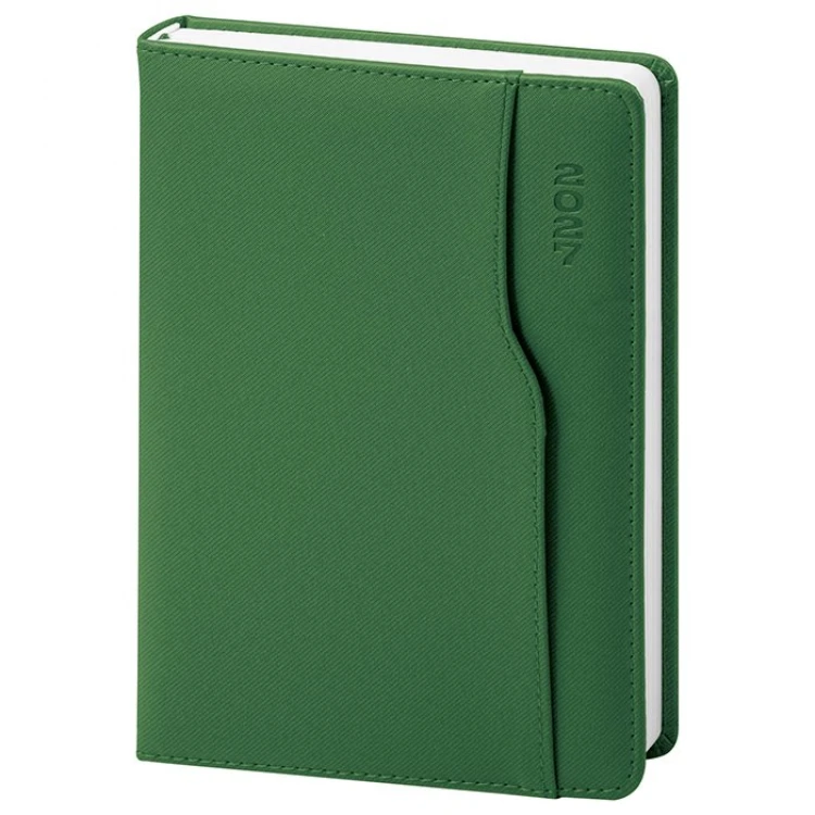 Agenda diária 15x21 termovinilada com cobertura acolchoada e cantos arredondados pronta para personalizar