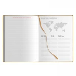 Agenda giornaliera chiusa con copertina in carta naturale, elastico di chiusura, formato 15x21 cm