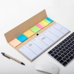 Planning settimanale da scrivania in cartone con 52 fogli, foglietti adesivi e penna, personalizzabile con logo