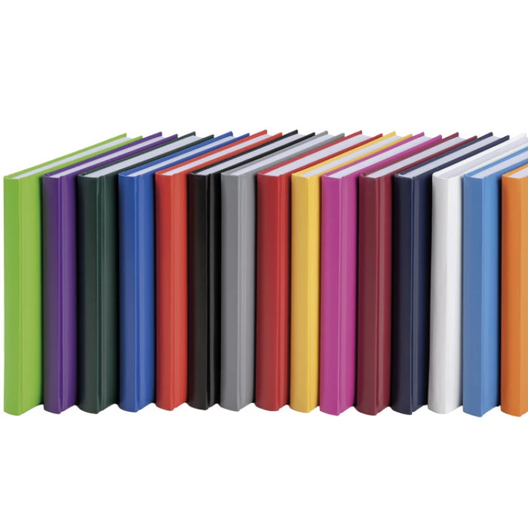 Agenda giornaliera 17x24 cm in materiale gommato, chiusa, da personalizzare con logo aziendale