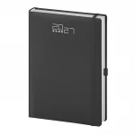 Agenda giornaliera chiusa con elastico nero e portapenne integrato, pronta per la personalizzazione