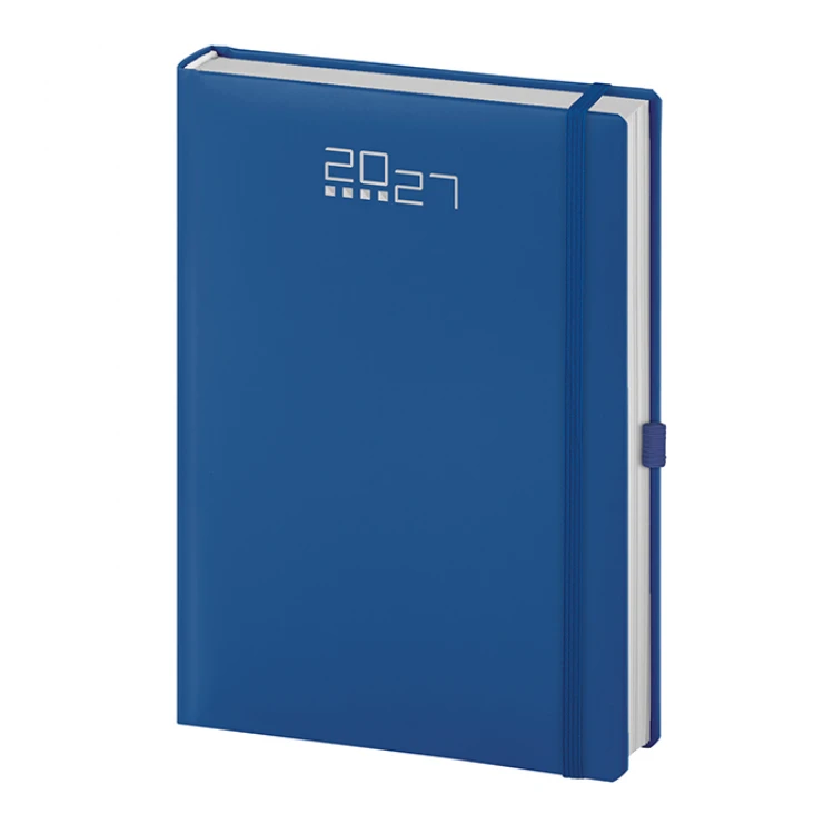 Agenda giornaliera chiusa con elastico nero e portapenne integrato, pronta per la personalizzazione