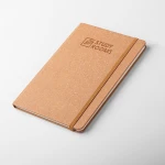 Taccuino Thermo Paper con copertina termovirante, elastico in tinta e angoli tondi, formato 14x21 cm