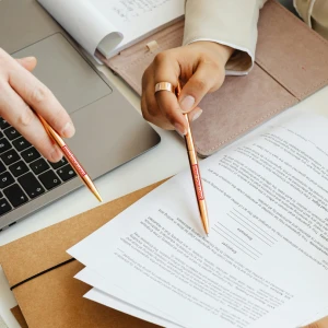 Cosa scrivere su una penna personalizzata? 3 consigli