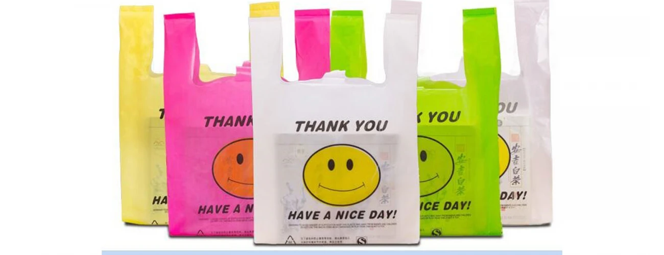 Pro e contro dell’utilizzo di sacchetti plastica personalizzati per la pubblicità aziendale