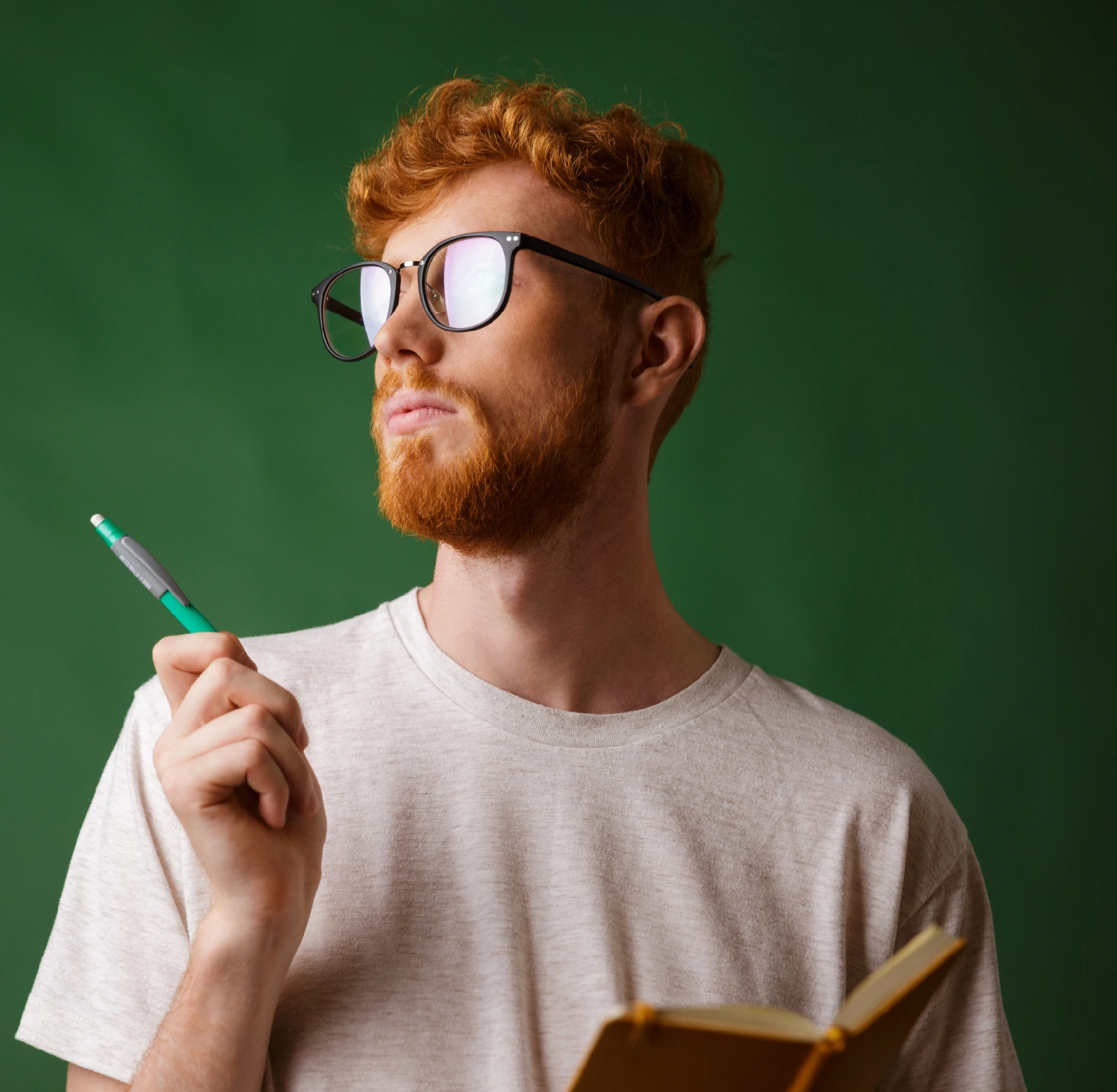 Taccuino e penna personalizzati come gadget aziendale per pubblico professionale